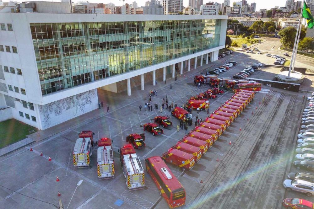  Corpo de Bombeiros ganha reforço com 34 novos veículos