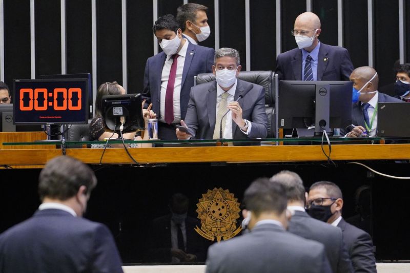 Câmara aprova em segundo turno texto base da PEC Emergencial