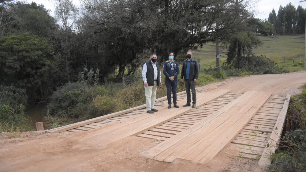 Prefeitura de Piraí do Sul assina protocolo com a Caixa para construção de ponte e recapeamento asfáltico