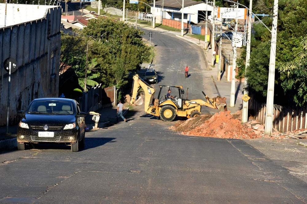 A Avenida Nossa Senhora das Brotas receberá novo asfalto.