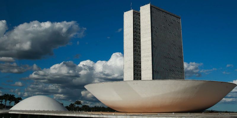 CCJ rejeita retirada de pauta da PEC da reforma administrativa