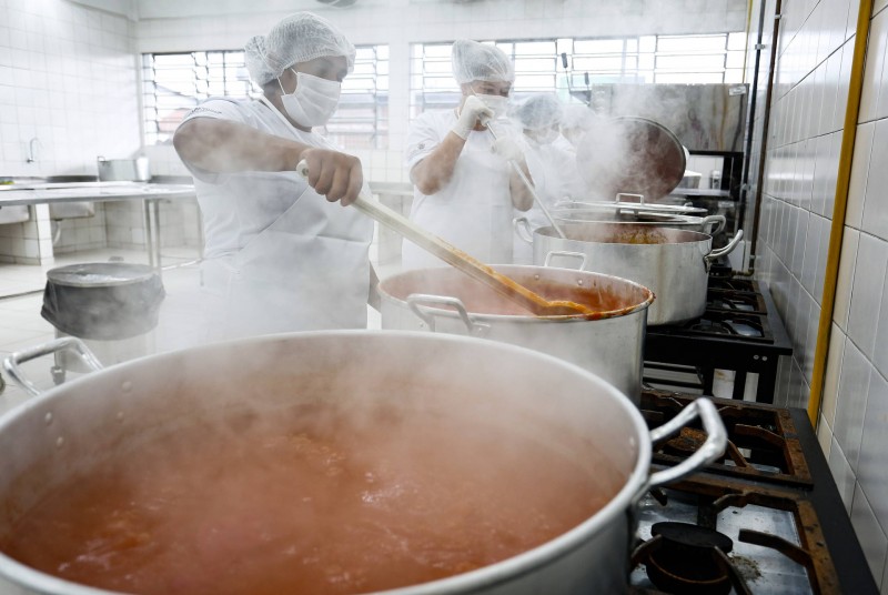 Banco de Alimentos da Ceasa Paraná reaproveita quase 3 milhões de quilos hortigranjeiros
