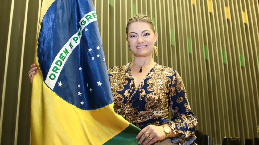 Deputada federal Aline Sleutjes recebe indicação Cidadania de Honorária de Piraí do Sul