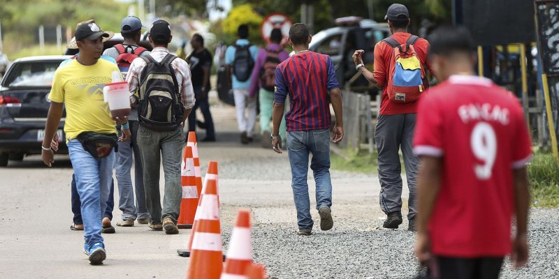 Cartilhas ajudam no acolhimento de refugiados venezuelanos indígenas