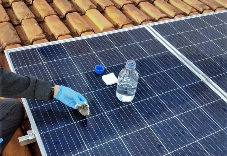 Fapesp: Painéis solares abrigam microrganismos com potencial aplicação biotecnológica