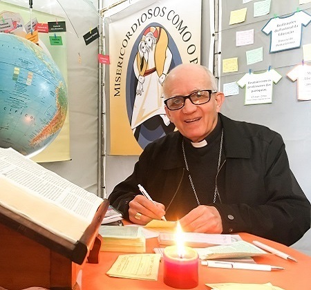 Bispo da diocese de Ponta Grossa Dom Sergio inicia sessões de quimioterapia 