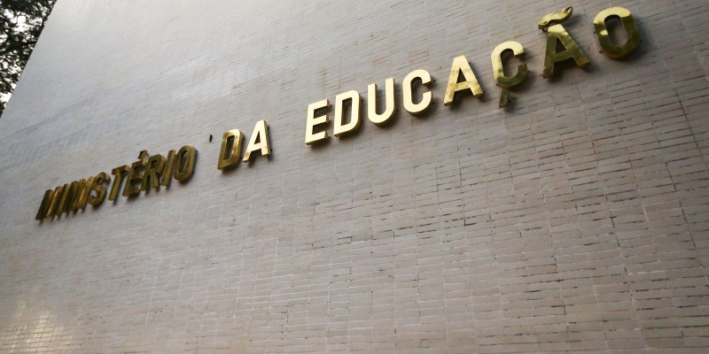 Decreto reformula o Programa Brasil Alfabetizado