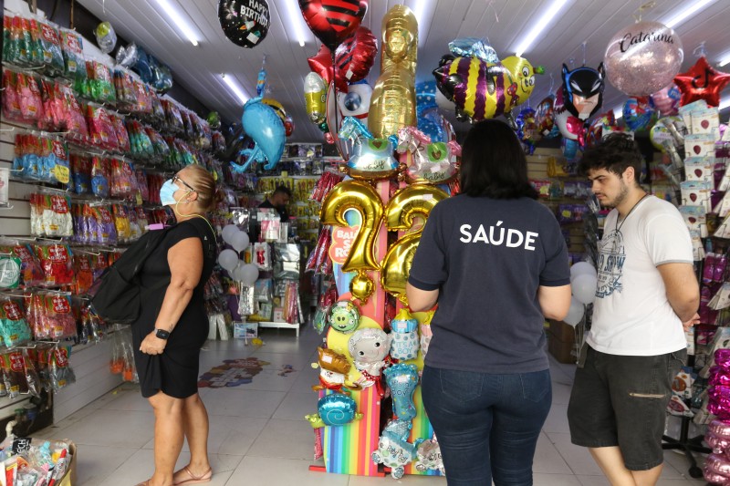 Pequenas empresas geram 220 mil empregos em fevereiro, aponta Sebrae