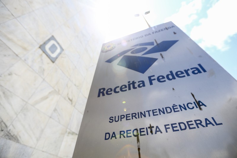 Agência Brasil explica: como declarar imóvel e carro no IR