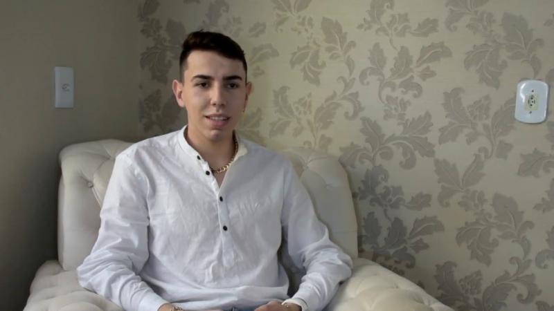 O cabeleireiro Jordy Zimmermann se destaca em concursos nacionais de beleza